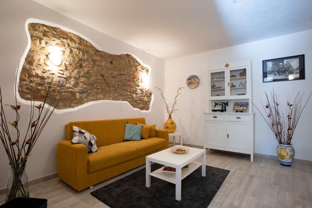 Le Logge Casa Vacanze Montepescali Exterior foto